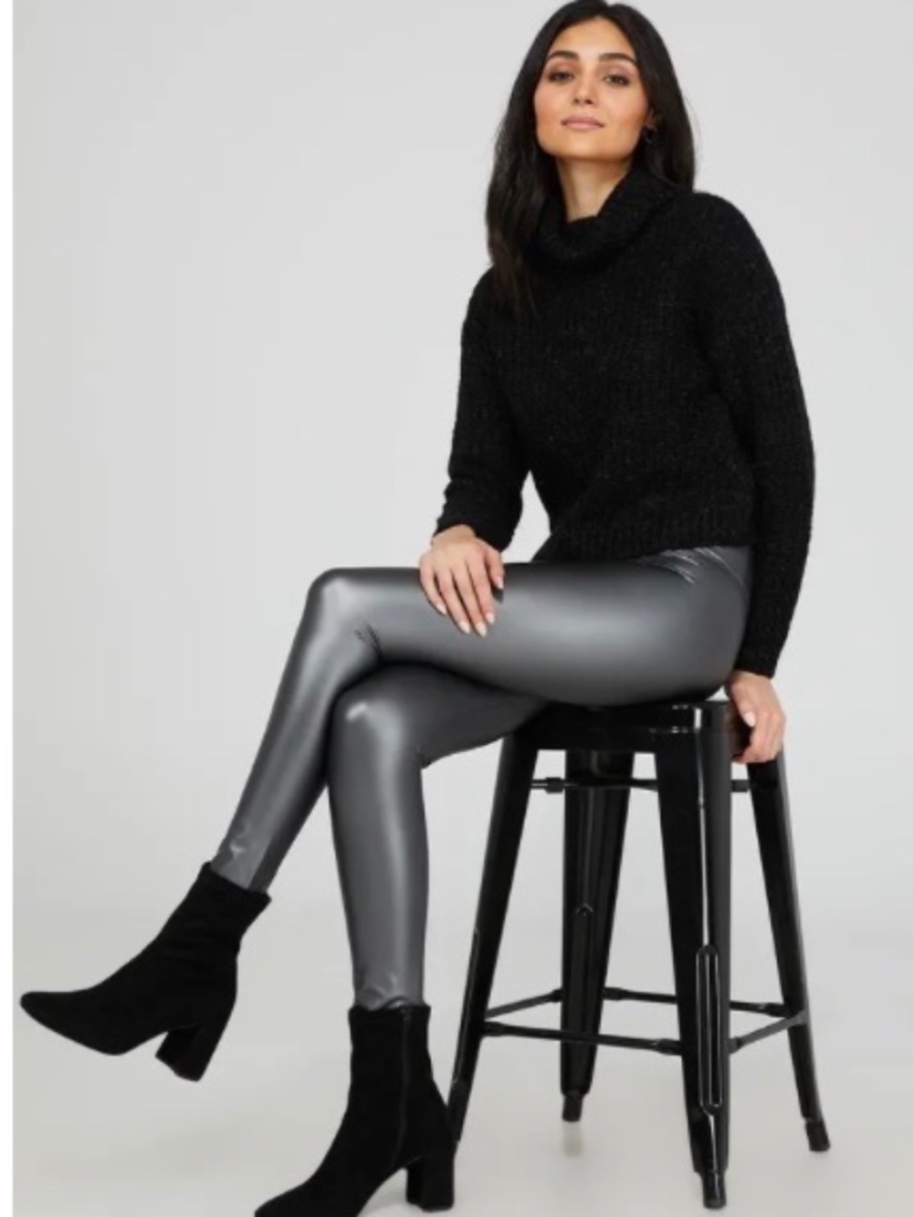 💐NWT💐  Suzy Shier Metallic Gun Metal Faux Leather Leggings - size M